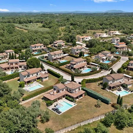 Villa Leoleni With Heated Pool I Istria